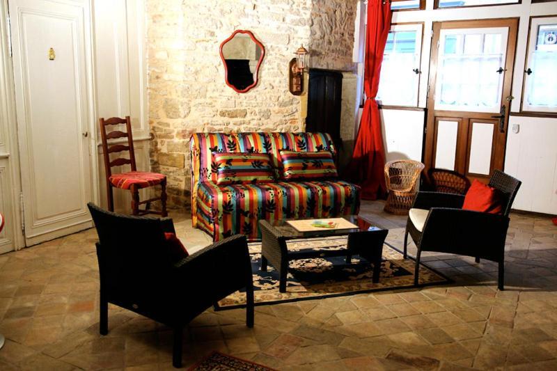 Le Colimacon Apartment Cluny Exterior photo